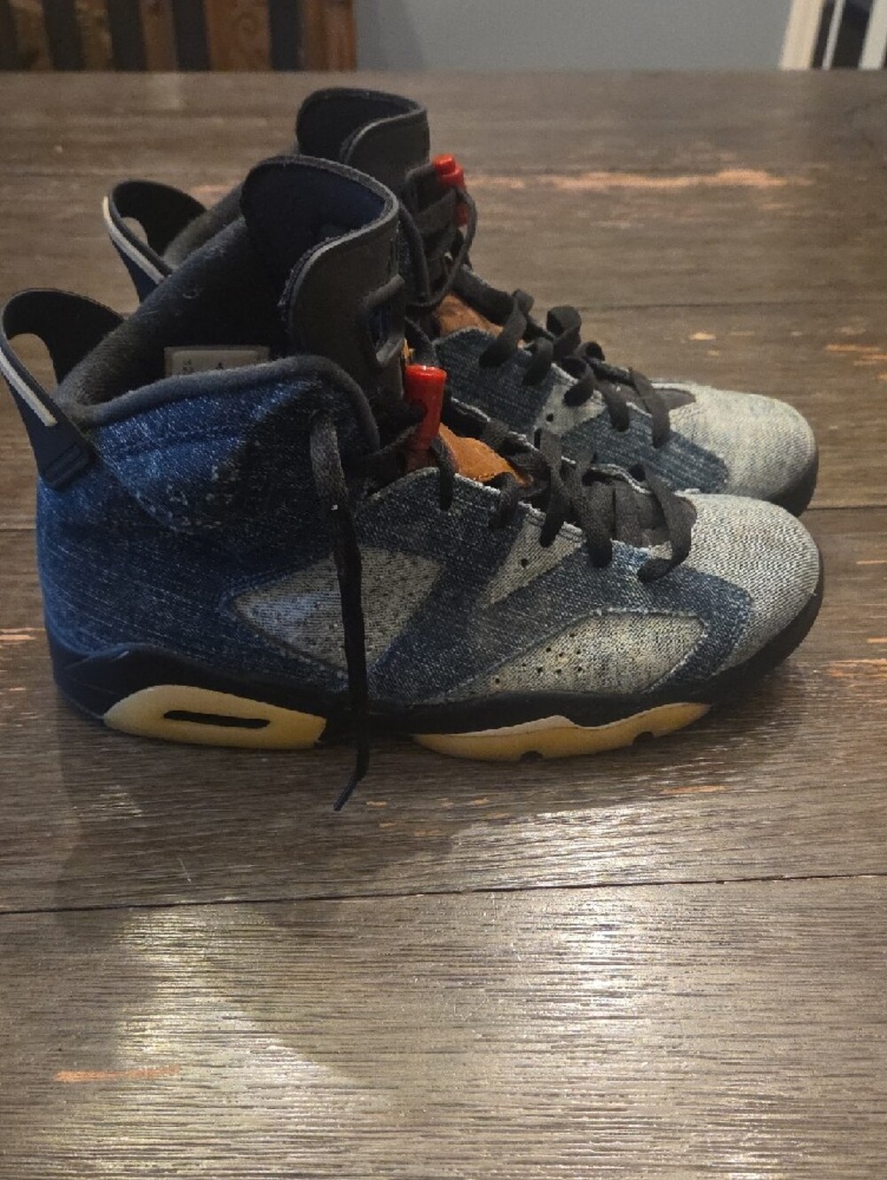 Jordan 6 Retro - Picture 4 of 7